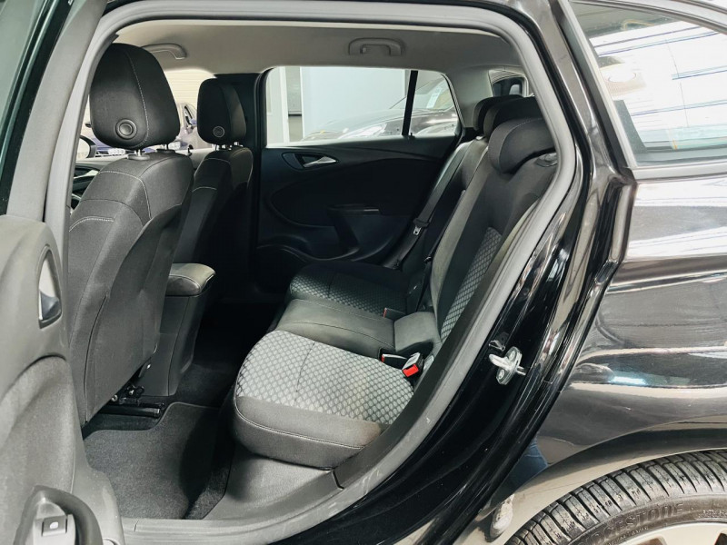 Photo 10 de l'offre de OPEL ASTRA SPORTS TOURER 1.4 Turbo 125 ch Start/Stop  à 9990€ chez Occasions Champenoises