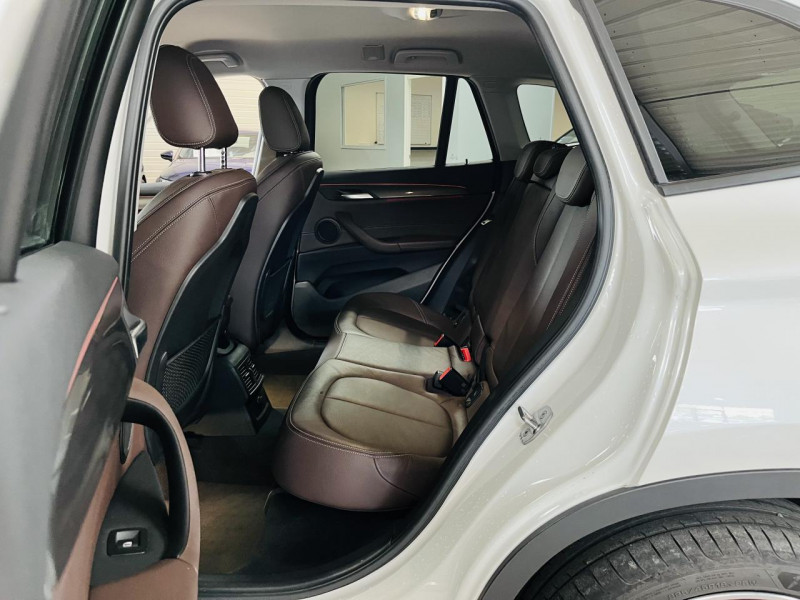 Photo 11 de l'offre de BMW X1  xDrive 20i 192 ch BVA8 F48 xLine à 22990€ chez Occasions Champenoises