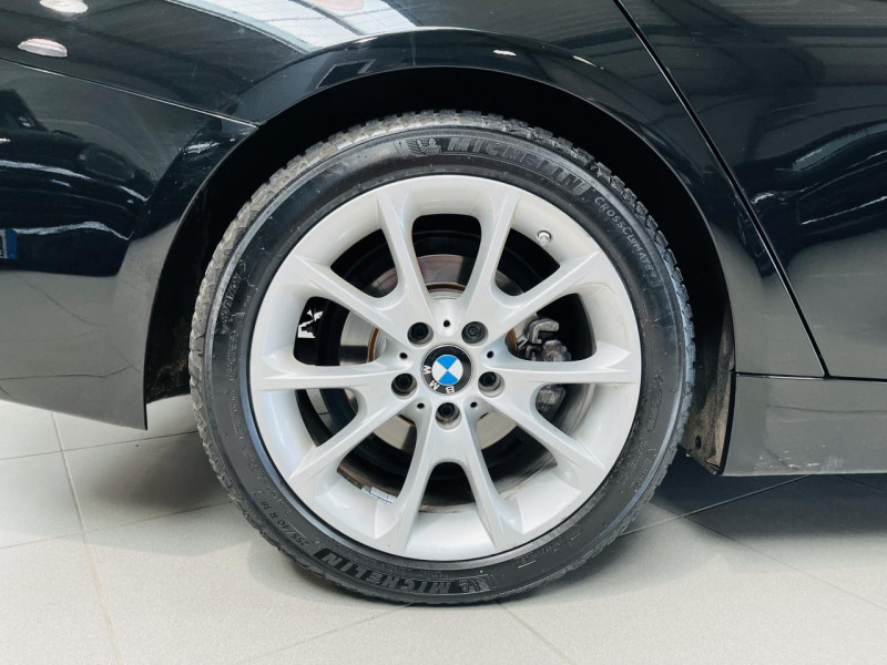 Photo 24 de l'offre de BMW Serie 4 Gran Coupé  420i 184 ch F36 LCI Luxury à 21990€ chez Occasions Champenoises
