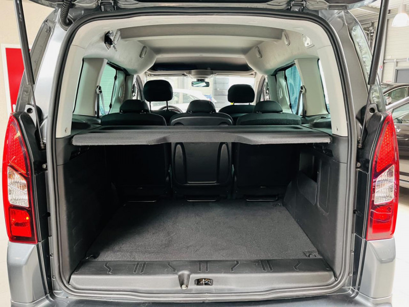 Photo 10 de l'offre de PEUGEOT PARTNER 1.6 BlueHDi 100ch S&S ETG6 Active à 14990€ chez Occasions Champenoises
