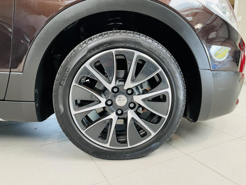 Photo 24 Suzuki SX4 S-CROSS 1.6 VVT 120 ch Privilège CVT ESSENCE Brun Métallisé en vente chez Occasions Champenoises Photo 24 de l'offre de SUZUKI SX4 S-CROSS 1.6 VVT 120 ch Privilège CVT à 11990€ chez Occasions Champenoises