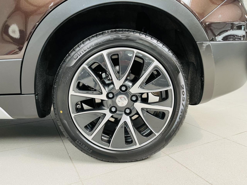 Photo 22 Suzuki SX4 S-CROSS 1.6 VVT 120 ch Privilège CVT ESSENCE Brun Métallisé en vente chez Occasions Champenoises Photo 22 de l'offre de SUZUKI SX4 S-CROSS 1.6 VVT 120 ch Privilège CVT à 11990€ chez Occasions Champenoises