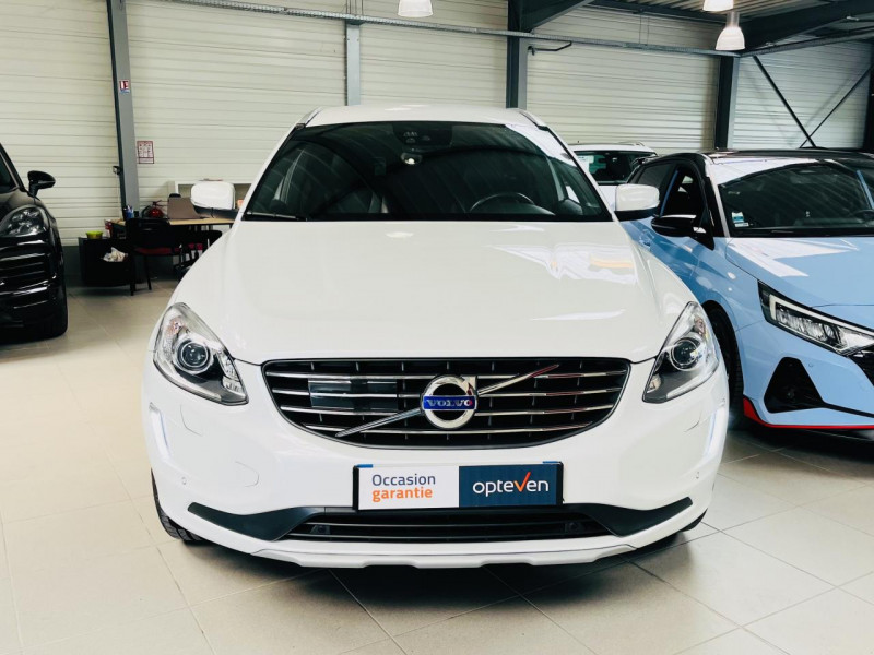 Photo 2 de l'offre de VOLVO XC60  D3 150 ch Summum Geartronic 8 à 19990€ chez Occasions Champenoises