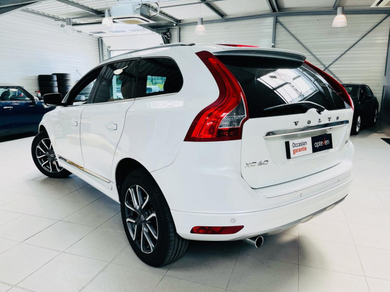 Photo 18 de l'offre de VOLVO XC60  D3 150 ch Summum Geartronic 8 à 19990€ chez Occasions Champenoises