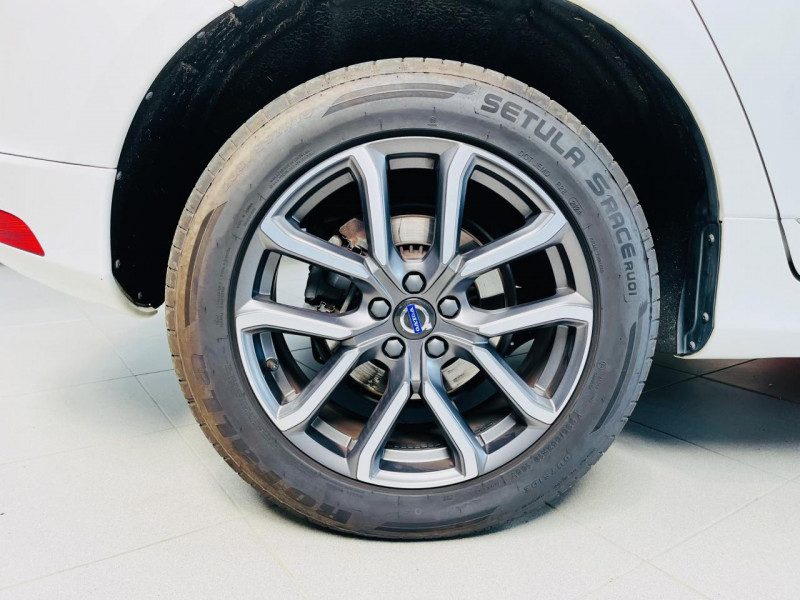 Photo 23 de l'offre de VOLVO XC60  D3 150 ch Summum Geartronic 8 à 19990€ chez Occasions Champenoises