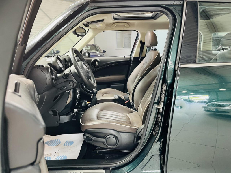 Photo 10 de l'offre de MINI COUNTRYMAN  D 112 ch ALL4 Cooper Pack Red Hot Chili à 12990€ chez Occasions Champenoises
