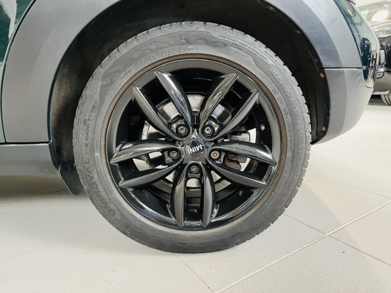 Photo 20 de l'offre de MINI COUNTRYMAN  D 112 ch ALL4 Cooper Pack Red Hot Chili à 12990€ chez Occasions Champenoises