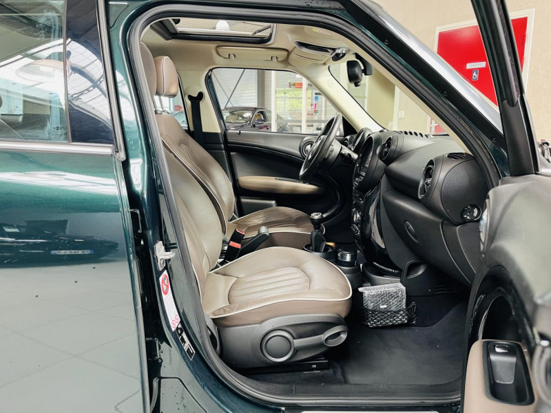 Photo 14 de l'offre de MINI COUNTRYMAN  D 112 ch ALL4 Cooper Pack Red Hot Chili à 12990€ chez Occasions Champenoises