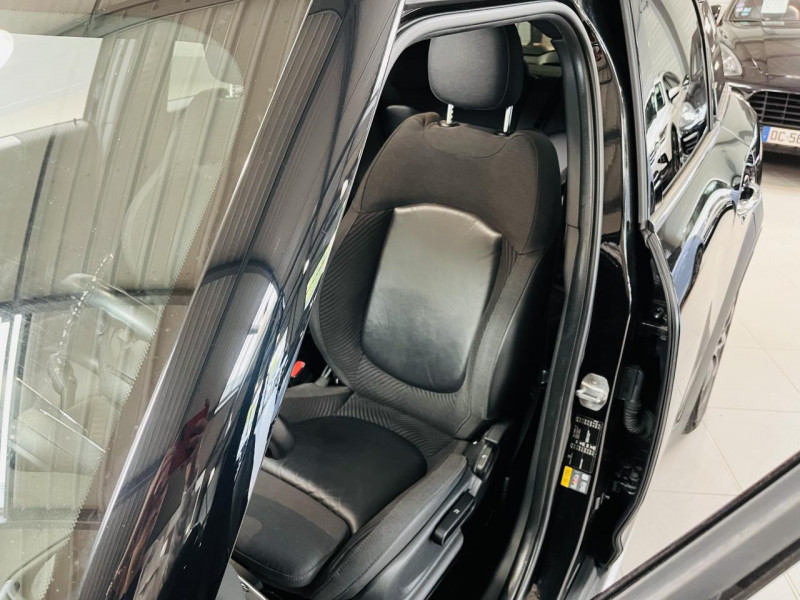Photo 8 de l'offre de MINI COUNTRYMAN  Cooper SE  136ch + 88ch  ALL4 BVA6 à 16990€ chez Occasions Champenoises
