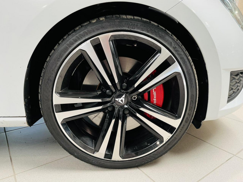 Photo 24 de l'offre de SEAT LEON ST 2.0 TSI 290 Cupra DSG6 à 21990€ chez Occasions Champenoises