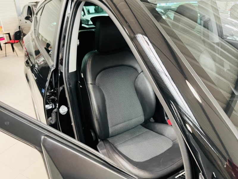 Photo 13 de l'offre de HYUNDAI ix35  1.6 GDi 135 2WD Blue Drive Pack Confort à 10990€ chez Occasions Champenoises