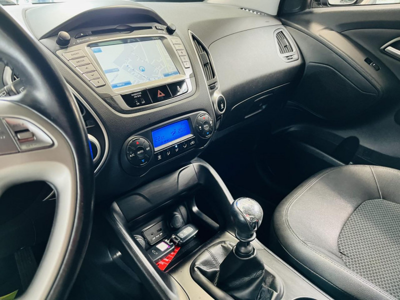 Photo 5 de l'offre de HYUNDAI ix35  1.6 GDi 135 2WD Blue Drive Pack Confort à 10990€ chez Occasions Champenoises