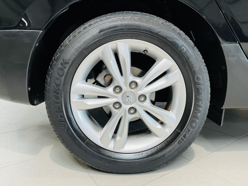 Photo 20 de l'offre de HYUNDAI ix35  1.6 GDi 135 2WD Blue Drive Pack Confort à 10990€ chez Occasions Champenoises