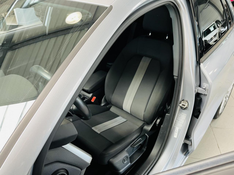 Photo 10 Audi A3 SPORTBACK  40 TFSIe 204 S tronic 6 Design Hybride Floret Silver Metallic en vente chez Occasions Champenoises Photo 10 de l'offre de AUDI A3 SPORTBACK  40 TFSIe 204 S tronic 6 Design à 22990€ chez Occasions Champenoises