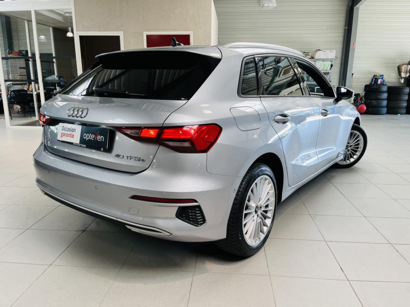 Photo 20 Audi A3 SPORTBACK  40 TFSIe 204 S tronic 6 Design Hybride Floret Silver Metallic en vente chez Occasions Champenoises Photo 20 de l'offre de AUDI A3 SPORTBACK  40 TFSIe 204 S tronic 6 Design à 22990€ chez Occasions Champenoises
