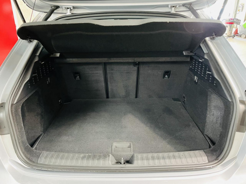 Photo 13 de l'offre de AUDI A3 SPORTBACK  40 TFSIe 204 S tronic 6 Design à 22990€ chez Occasions Champenoises