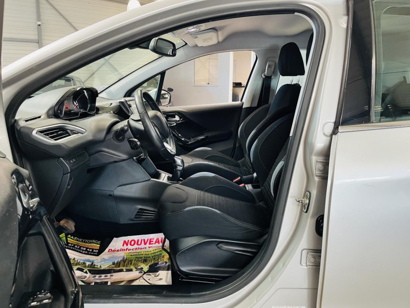 Photo 8 de l'offre de PEUGEOT 208  1.6 VTi 120ch BVM5 Allure à 7490€ chez Occasions Champenoises