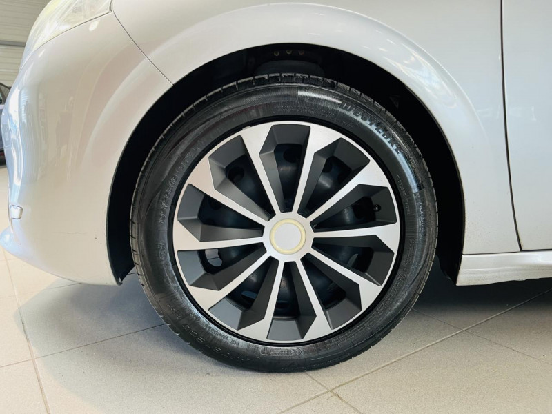 Photo 17 de l'offre de PEUGEOT 208  1.6 VTi 120ch BVM5 Allure à 7490€ chez Occasions Champenoises