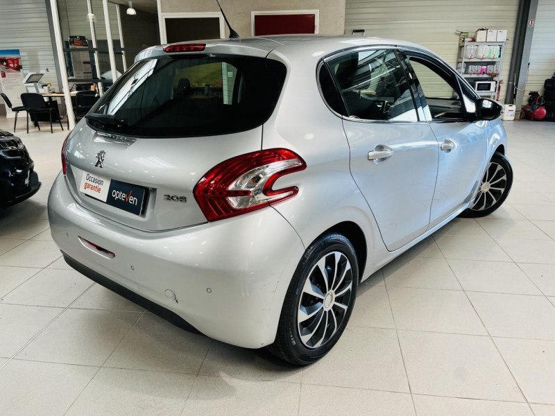 Photo 16 de l'offre de PEUGEOT 208  1.6 VTi 120ch BVM5 Allure à 7490€ chez Occasions Champenoises