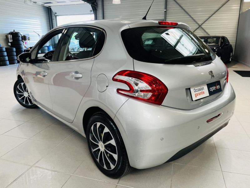 Photo 14 de l'offre de PEUGEOT 208  1.6 VTi 120ch BVM5 Allure à 7490€ chez Occasions Champenoises