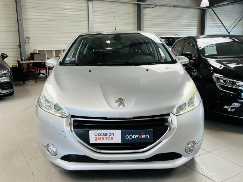Photo 2 de l'offre de PEUGEOT 208  1.6 VTi 120ch BVM5 Allure à 7490€ chez Occasions Champenoises