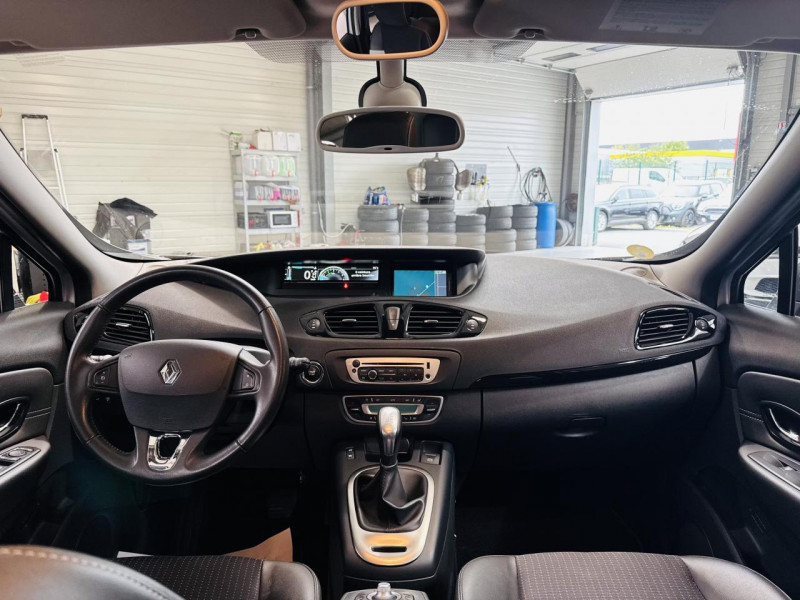 Photo 3 de l'offre de RENAULT SCENIC III  dCi 110 FAP eco2 Zen EDC à 11990€ chez Occasions Champenoises