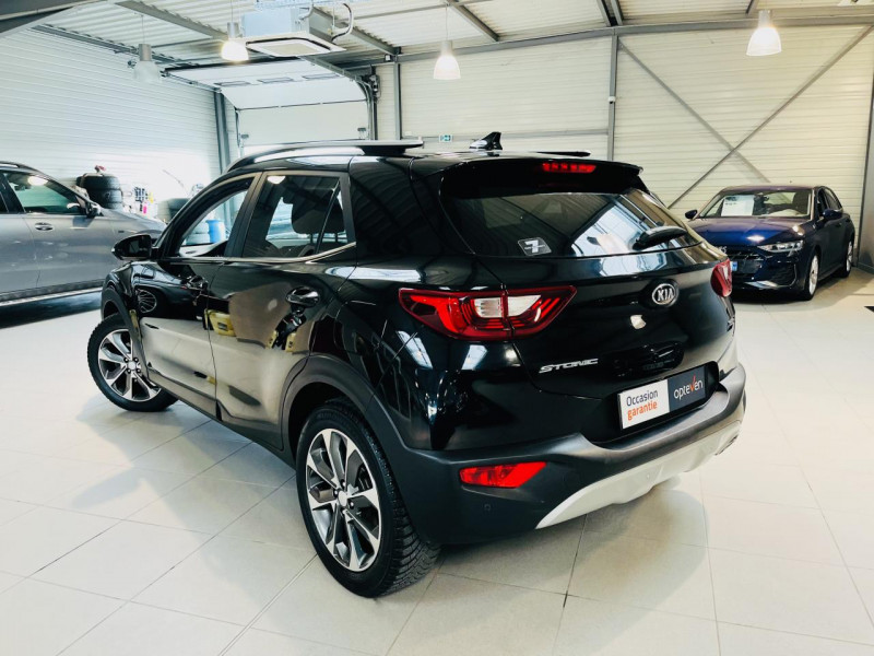 Photo 18 de l'offre de KIA STONIC  1.6 CRDi 115 ch ISG Premium à 14490€ chez Occasions Champenoises