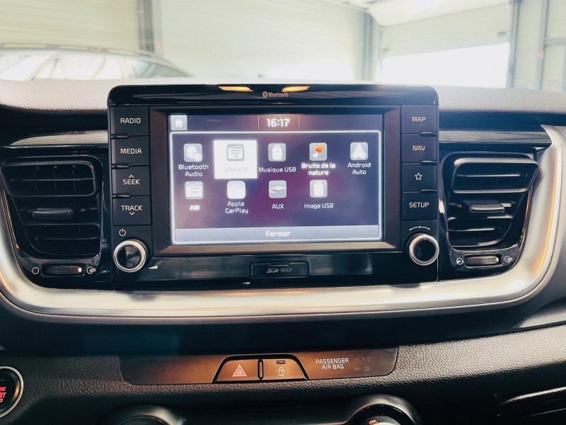 Photo 8 de l'offre de KIA STONIC  1.6 CRDi 115 ch ISG Premium à 14490€ chez Occasions Champenoises