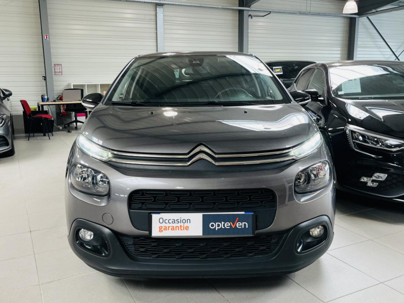 Photo 2 de l'offre de CITROEN C3  BlueHDi 100 S&S Graphic à 10490€ chez Occasions Champenoises