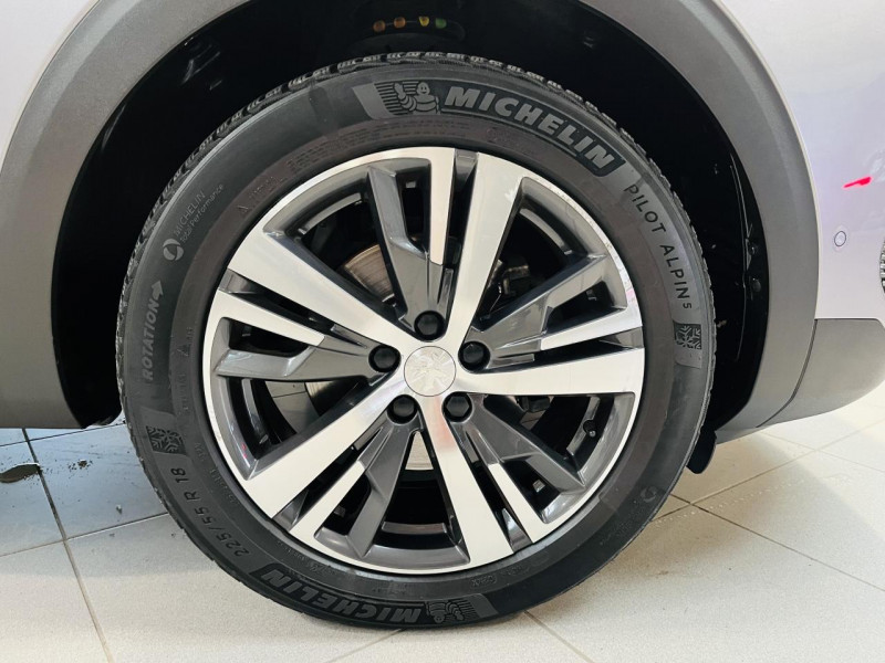 Photo 25 de l'offre de PEUGEOT 5008  BlueHDi 130ch S&S BVM6 Allure Pack à 20990€ chez Occasions Champenoises