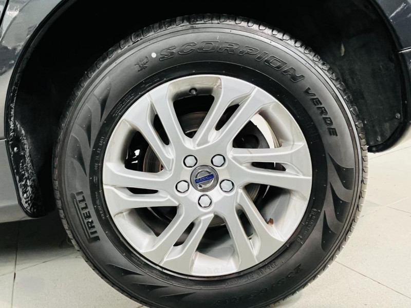 Photo 18 de l'offre de VOLVO XC60  D3 150 ch Kinetic à 18990€ chez Occasions Champenoises