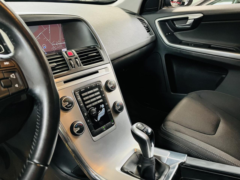 Photo 5 de l'offre de VOLVO XC60  D3 150 ch Kinetic à 18990€ chez Occasions Champenoises