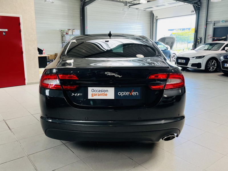 Photo 20 de l'offre de JAGUAR XF  2.2 D 163 Black Edition BVA 8 à 13990€ chez Occasions Champenoises