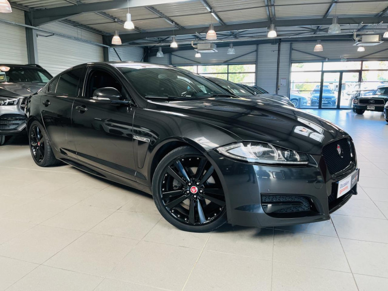 Jaguar XF  2.2 D 163 Black Edition BVA 8 DIESEL Noir métallisé Occasion à vendre