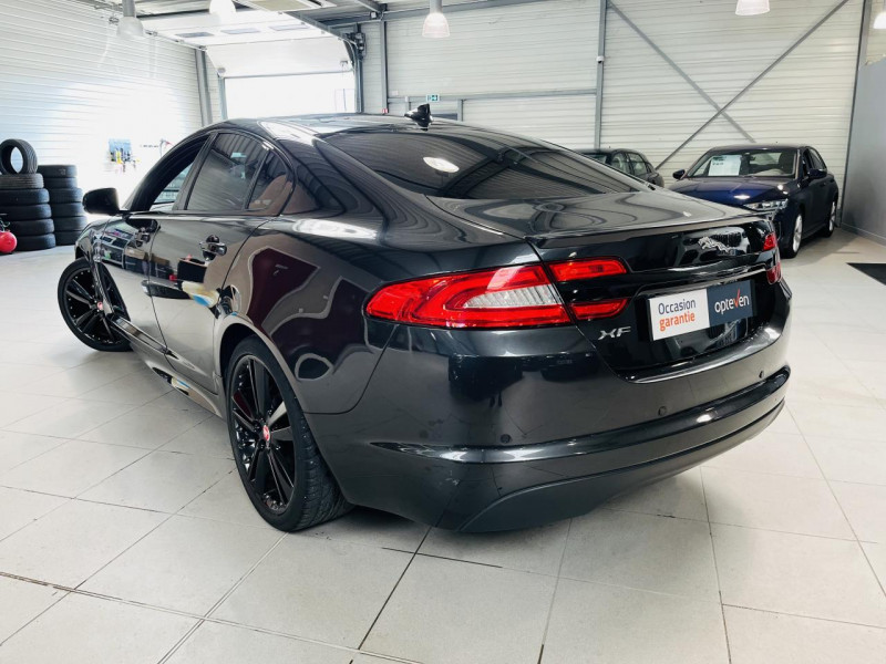 Photo 18 de l'offre de JAGUAR XF  2.2 D 163 Black Edition BVA 8 à 13990€ chez Occasions Champenoises