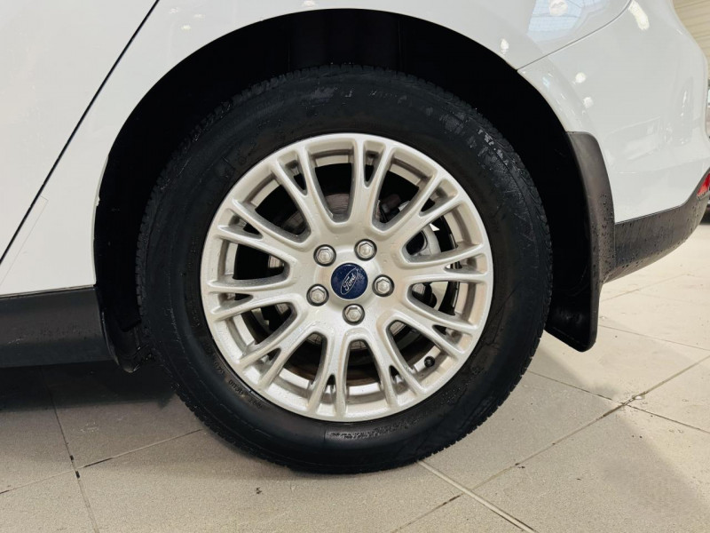 Photo 18 de l'offre de FORD FOCUS  1.6 TDCi 115 FAP S&S Titanium à 9990€ chez Occasions Champenoises