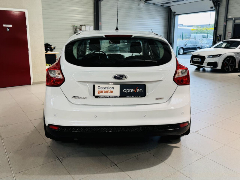 Photo 15 de l'offre de FORD FOCUS  1.6 TDCi 115 FAP S&S Titanium à 9990€ chez Occasions Champenoises