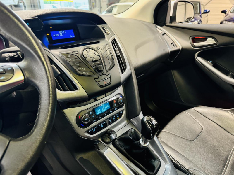 Photo 5 de l'offre de FORD FOCUS  1.6 TDCi 115 FAP S&S Titanium à 9990€ chez Occasions Champenoises