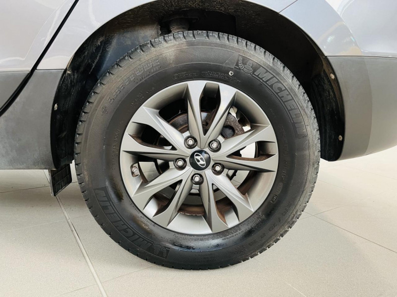 Photo 18 de l'offre de HYUNDAI ix35  1.6 GDi 135 2WD Blue Drive Pack Inventive à 11990€ chez Occasions Champenoises