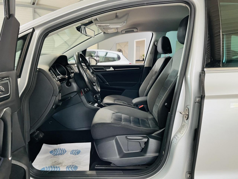 Photo 9 de l'offre de VOLKSWAGEN GOLF SPORTSVAN  1.2 TSI 110 DSG7 Highline  à 12490€ chez Occasions Champenoises