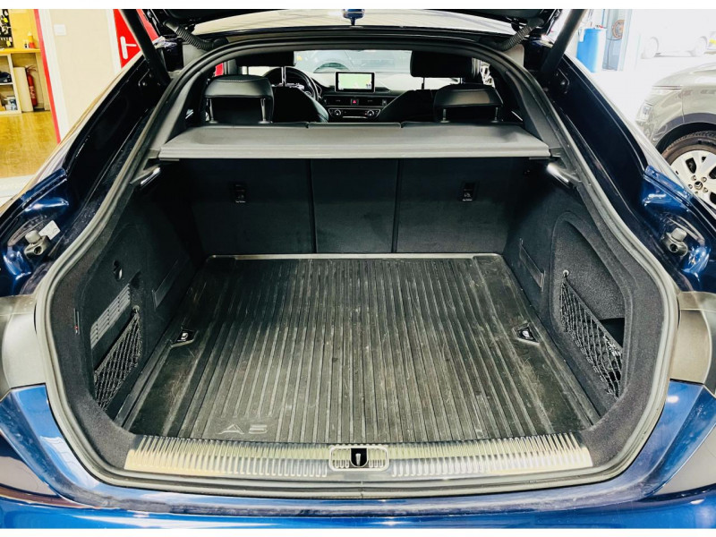 Photo 14 Audi S5 SPORTBACK V6 3.0 TFSI 354 Tiptronic 8 Quattro ESSENCE Navarra Blue Metallic en vente chez Occasions Champenoises Photo 14 de l'offre de AUDI S5 SPORTBACK V6 3.0 TFSI 354 Tiptronic 8 Quattro à 38990€ chez Occasions Champenoises