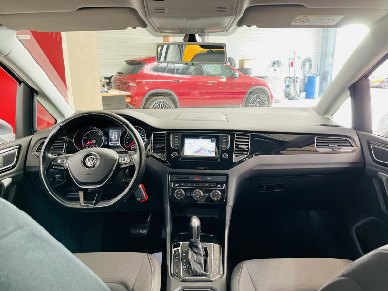 Photo 3 de l'offre de VOLKSWAGEN GOLF SPORTSVAN  1.2 TSI 110 DSG7 Highline  à 12490€ chez Occasions Champenoises