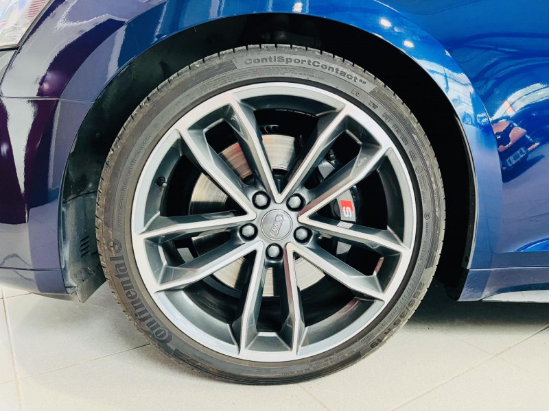 Photo 23 Audi S5 SPORTBACK V6 3.0 TFSI 354 Tiptronic 8 Quattro ESSENCE Navarra Blue Metallic en vente chez Occasions Champenoises Photo 23 de l'offre de AUDI S5 SPORTBACK V6 3.0 TFSI 354 Tiptronic 8 Quattro à 38990€ chez Occasions Champenoises