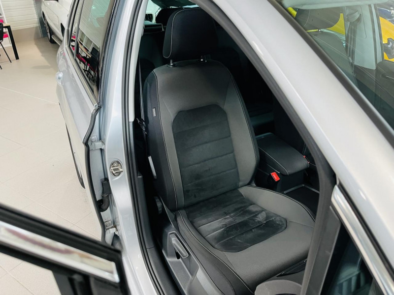 Photo 14 de l'offre de VOLKSWAGEN GOLF SPORTSVAN  1.2 TSI 110 DSG7 Highline  à 12490€ chez Occasions Champenoises