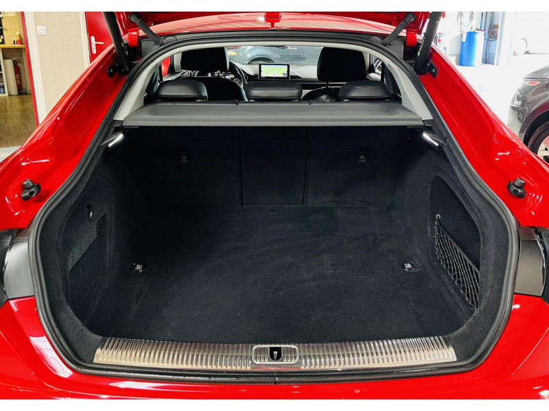 Photo 12 Audi A5 SPORTBACK  1.4 TFSI 150 S tronic 7 DESIGN ESSENCE Rouge métallisé en vente chez Occasions Champenoises Photo 12 de l'offre de AUDI A5 SPORTBACK  1.4 TFSI 150 S tronic 7 DESIGN à 23990€ chez Occasions Champenoises