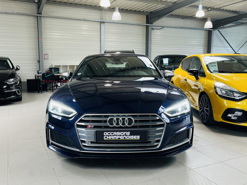 Photo 2 Audi S5 SPORTBACK V6 3.0 TFSI 354 Tiptronic 8 Quattro ESSENCE Navarra Blue Metallic en vente chez Occasions Champenoises Photo 2 de l'offre de AUDI S5 SPORTBACK V6 3.0 TFSI 354 Tiptronic 8 Quattro à 38990€ chez Occasions Champenoises