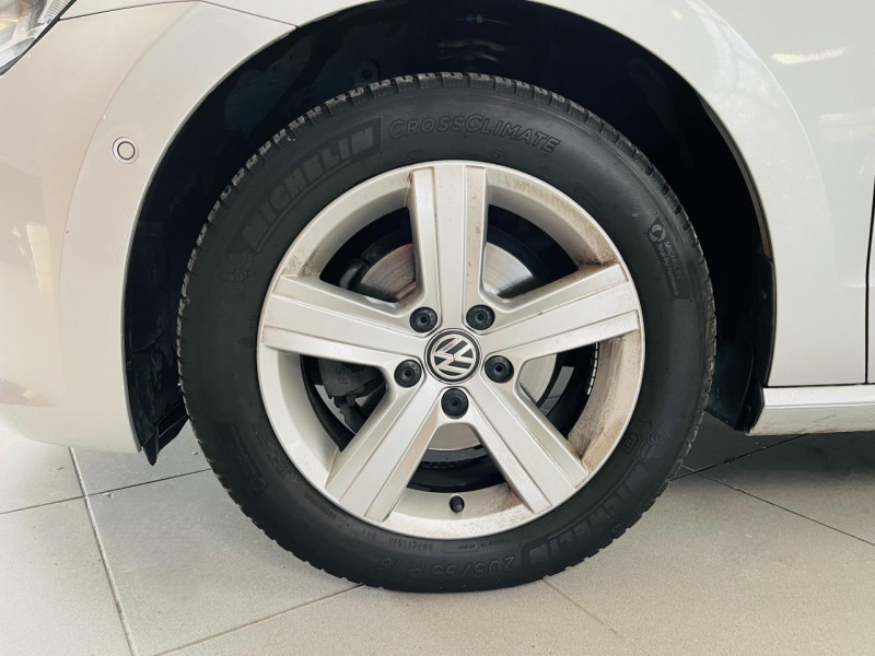 Photo 18 de l'offre de VOLKSWAGEN GOLF SPORTSVAN  1.2 TSI 110 DSG7 Highline  à 12490€ chez Occasions Champenoises