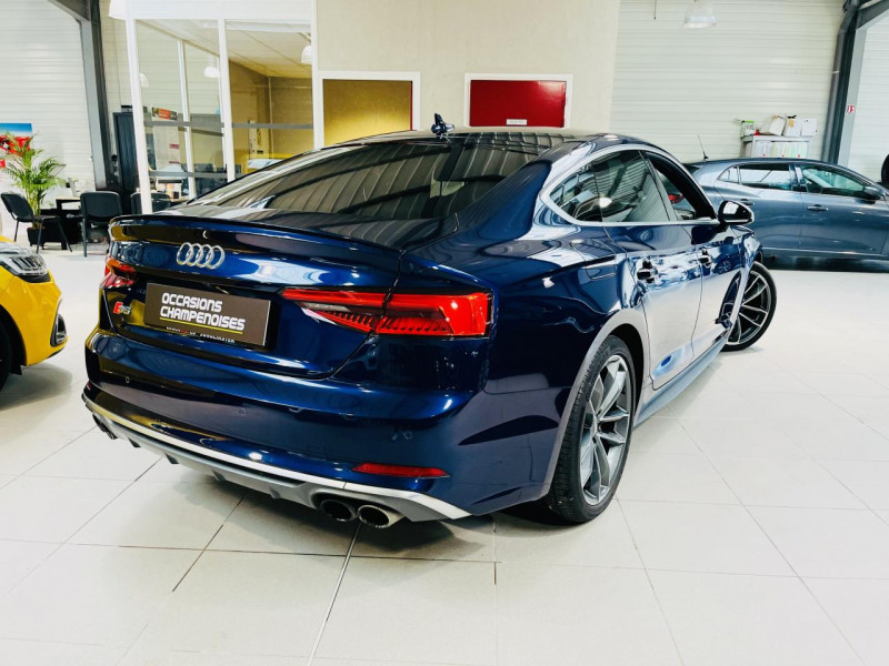 Photo 22 Audi S5 SPORTBACK V6 3.0 TFSI 354 Tiptronic 8 Quattro ESSENCE Navarra Blue Metallic en vente chez Occasions Champenoises Photo 22 de l'offre de AUDI S5 SPORTBACK V6 3.0 TFSI 354 Tiptronic 8 Quattro à 38990€ chez Occasions Champenoises