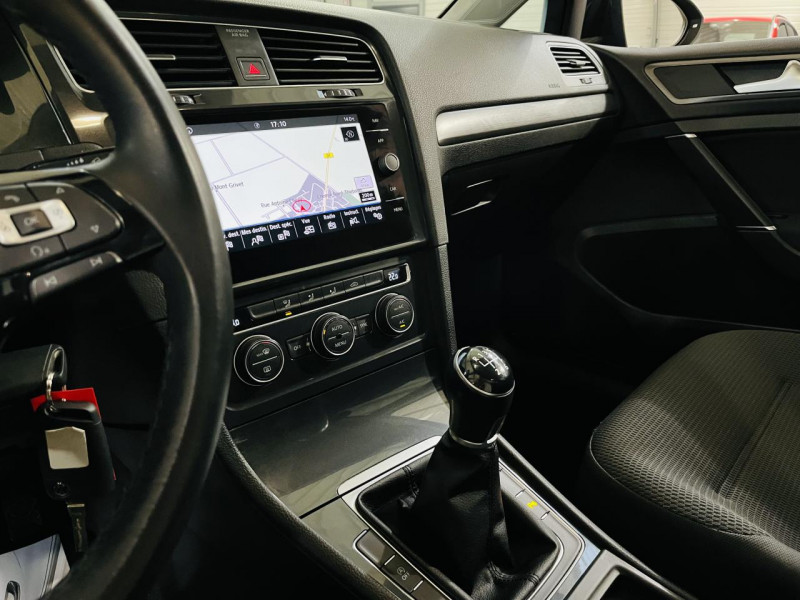 Photo 5 de l'offre de VOLKSWAGEN GOLF  2.0 16V TDI 150  Confortline Business à 14490€ chez Occasions Champenoises