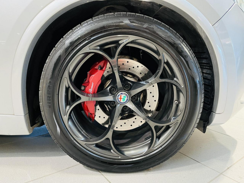 Photo 28 de l'offre de ALFA ROMEO STELVIO 2.9 V6 510ch AT8 Quadrifoglio à 52990€ chez Occasions Champenoises